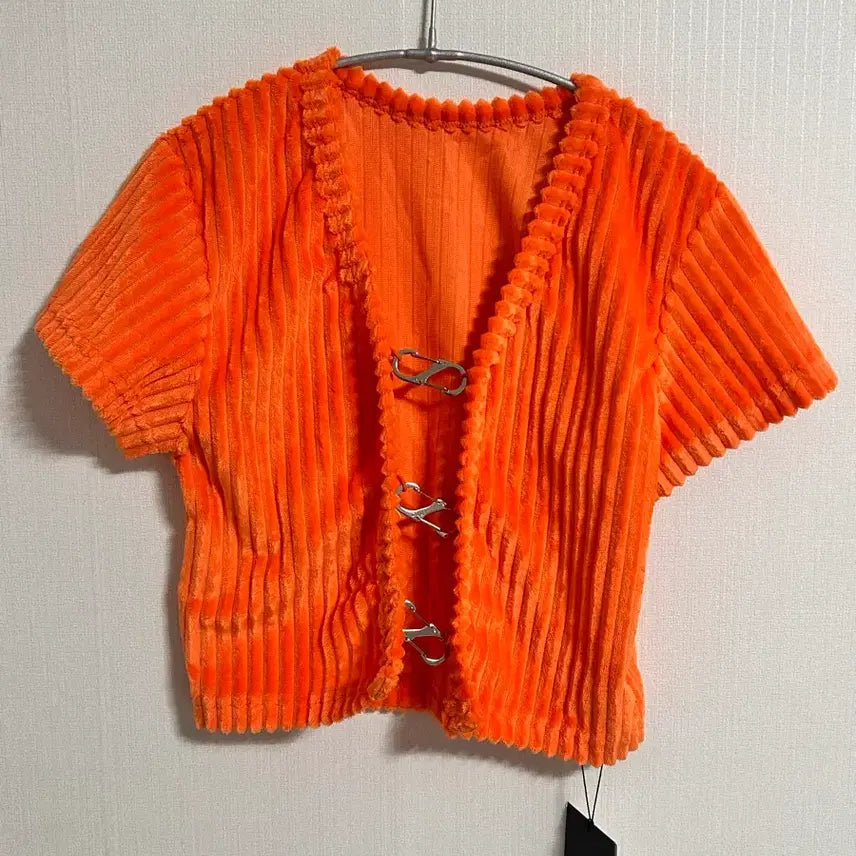 [BUNJANG] LEEY Crop Short Sleeve Cardigan (New) / LEEY 엘이이와이 크롭 반팔 가디건 (새상품)