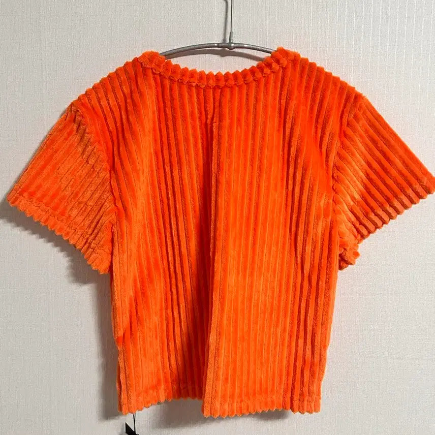 [BUNJANG] LEEY Crop Short Sleeve Cardigan (New) / LEEY 엘이이와이 크롭 반팔 가디건 (새상품)