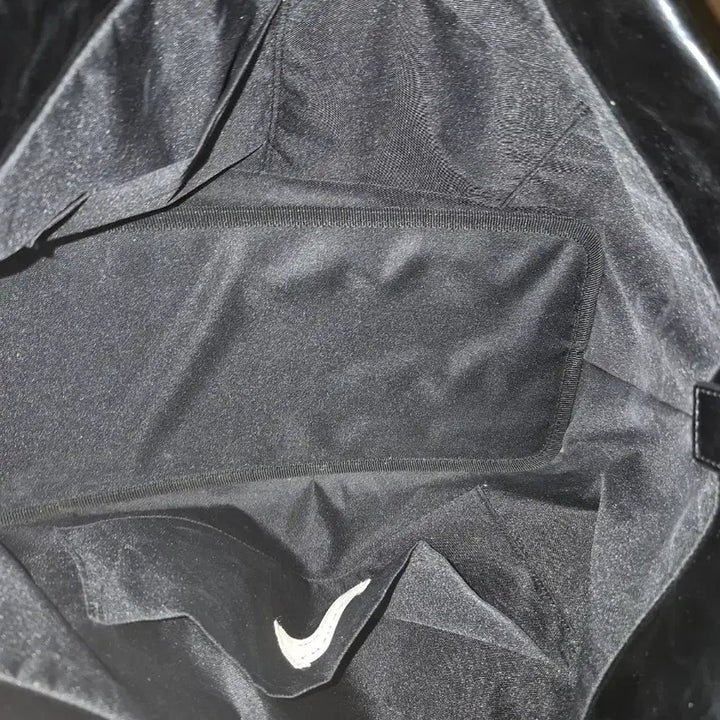 [BUNJANG] Marhen J Space Crossbody Bag / 마르헨제이 스페이스 크로스바디백