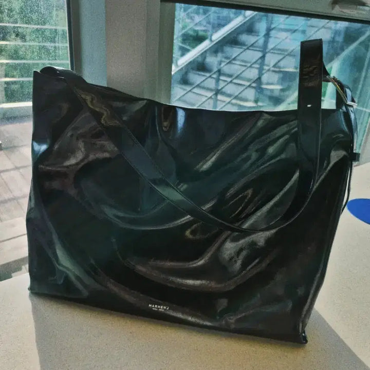 [BUNJANG] Marhen J Space Crossbody Bag / 마르헨제이 스페이스 크로스바디백