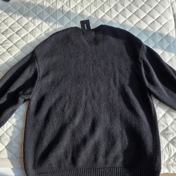 [BUNJANG] Supreme Contrast Logo Sweater Black - 25SS XL / 슈프림 콘트라스트 로고 스웨터 블랙 - 25SS XL