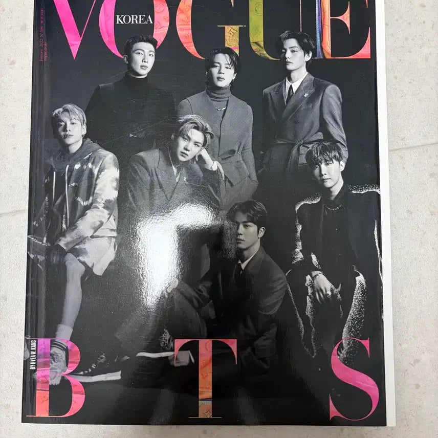 [BUNJANG] BTS Vogue 2022 Magazine / 2022 VOGUE 보그 BTS