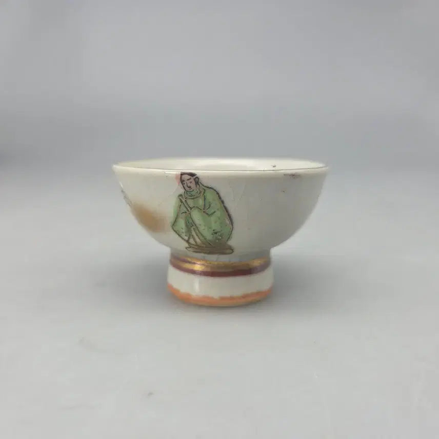 [BUNJANG] Kutani Ware Celadon Porcelain Tokkuri and Cups Set / 연대 좋은 구곡요 묘금 인물매화문 도쿠리 잔 셋
