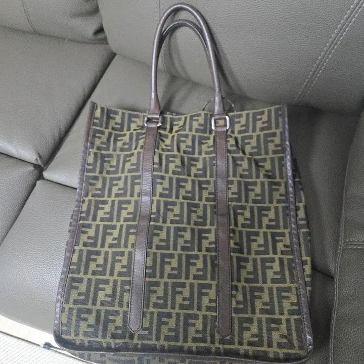 [BUNJANG] Fendi FF Zucca Vertical Bag / 펜디 남성 FF 주카 세로백