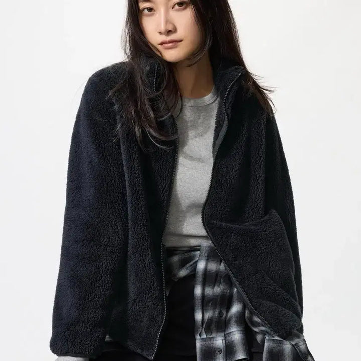 [BUNJANG] Uniqlo Fluffy Yarn Fleece Full-Zip Jacket Light Blue Women&