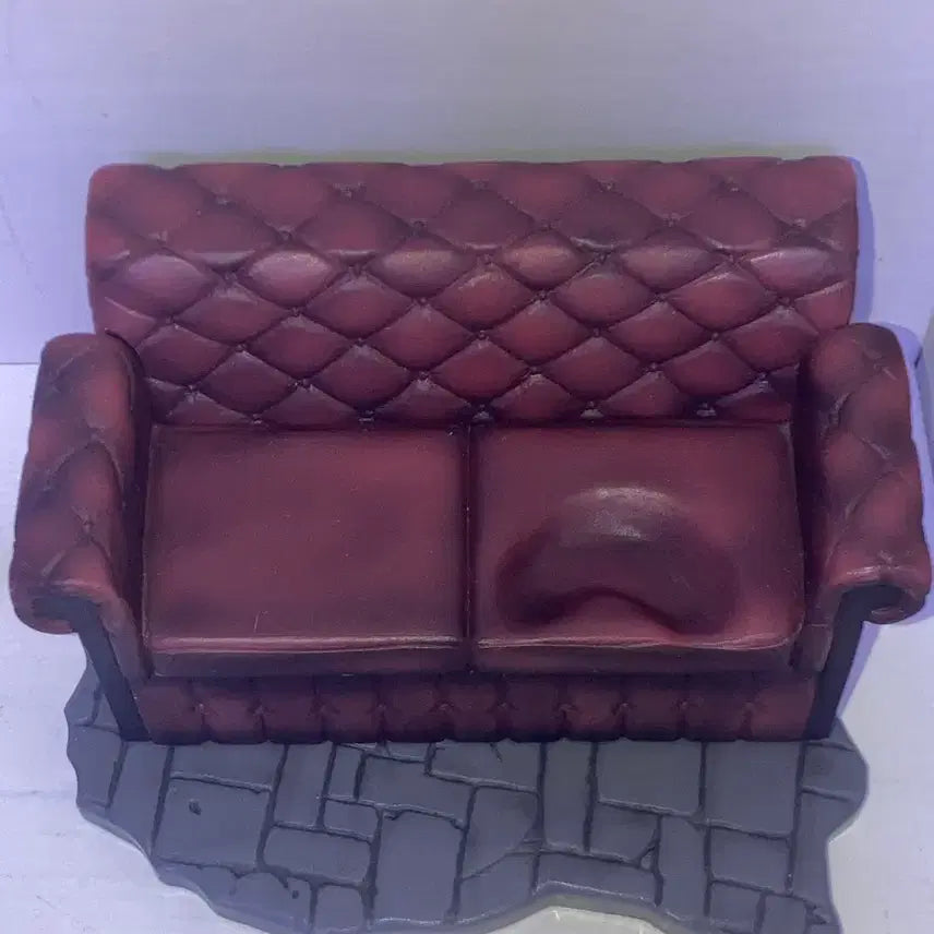 [BUNJANG] Attack on Titan Levi Sofa Statue Figure / 진격의 거인 리바이 고전쿠지 b상 소파 좌상피규어 제일복권 자유로의 진격