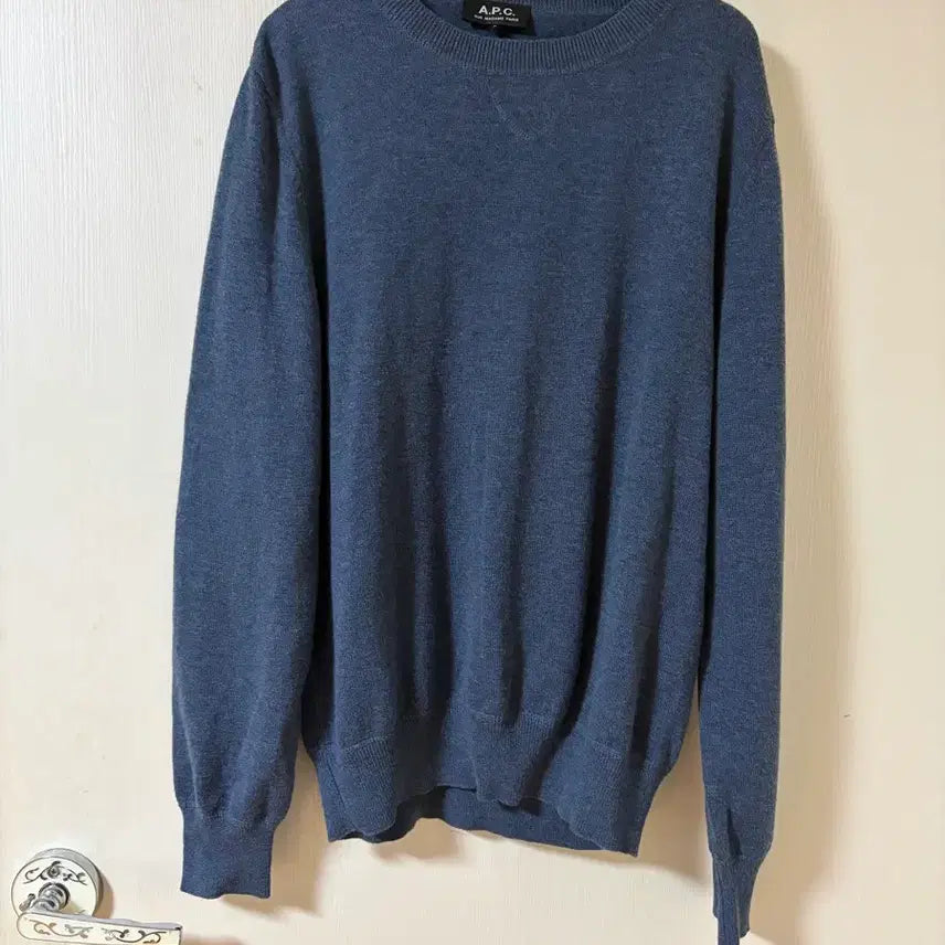 [BUNJANG] A.P.C. Blue Knit Sweater / A.P.C. 아페쎄 블루 니트 스웨터