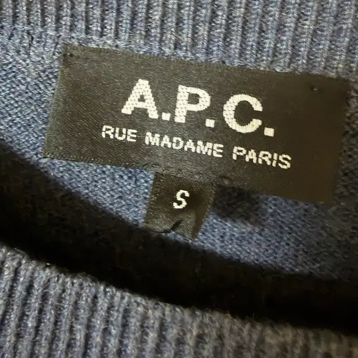 [BUNJANG] A.P.C. Blue Knit Sweater / A.P.C. 아페쎄 블루 니트 스웨터