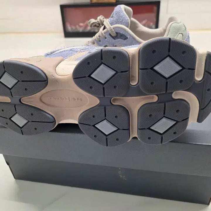 [BUNJANG] New Balance 9060 Sky Blue Sneakers / 뉴발란스 9060 스카이블루
