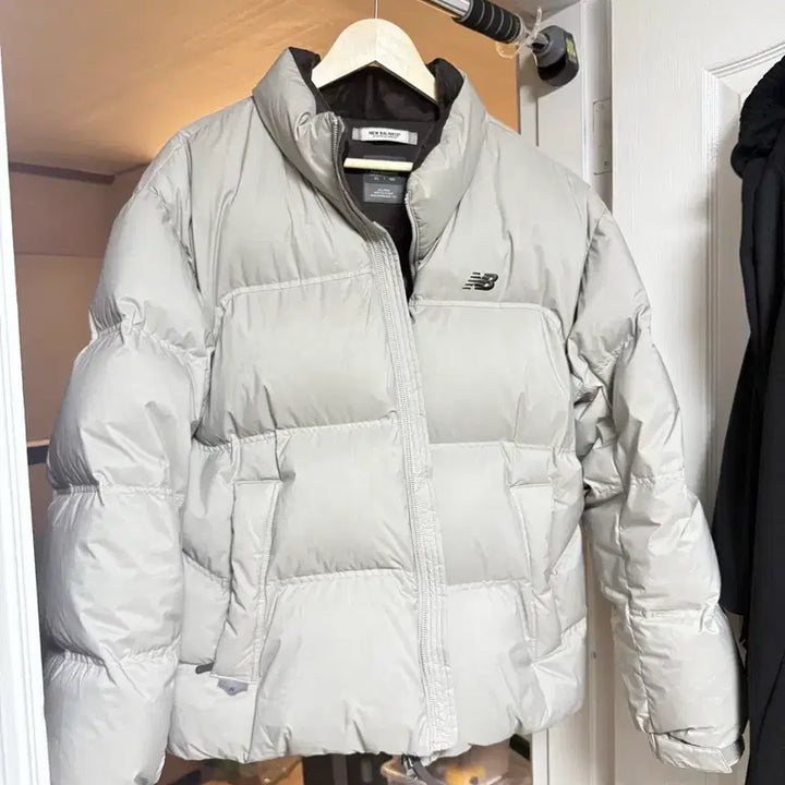 [BUNJANG] New Balance UNI Active Short Down Jacket / 25FW 뉴발란스 UNI 액티브 숏 다운 자켓 (숏패딩)