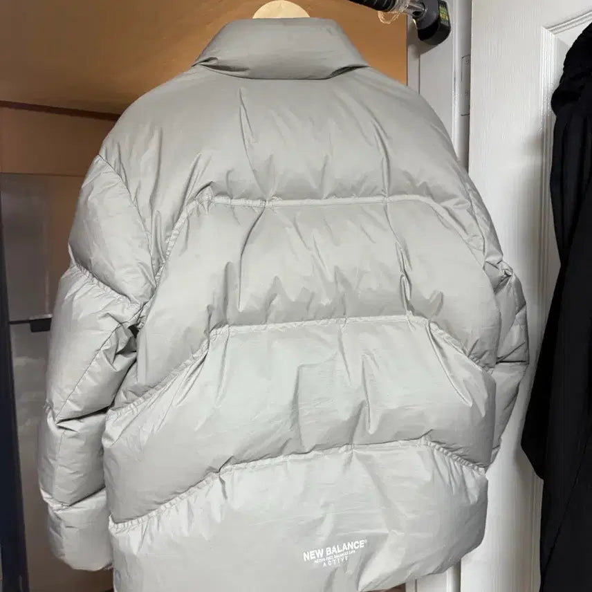 [BUNJANG] New Balance UNI Active Short Down Jacket / 25FW 뉴발란스 UNI 액티브 숏 다운 자켓 (숏패딩)