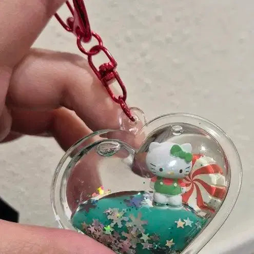 [BUNJANG] Sanrio Holiday Keychain Secret Kitty / 산리오 홀리데이 키링 시크릿