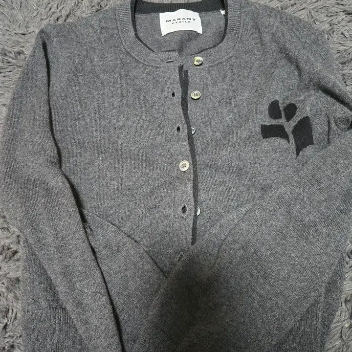 [SOLD OUT] 이자벨마랑 26년신상 차콜 가디건 백화점상품