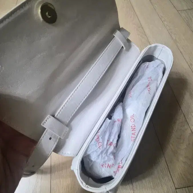 [BUNJANG] Stand Oil Butter Bag Classic Cream / 스탠드오일( 버터백 클래식)