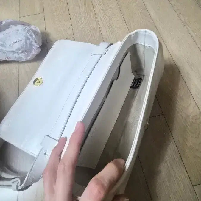 [BUNJANG] Stand Oil Butter Bag Classic Cream / 스탠드오일( 버터백 클래식)