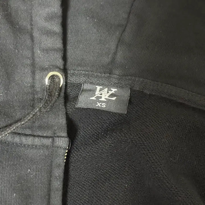 [BUNJANG] W.A.U. 크롭 후드 집업 Jacket / 우알롱 크롭 후드 집업 후드티 여성 잠바 검정