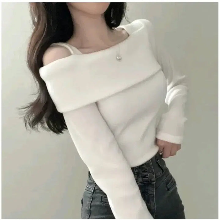 [BUNJANG] Ably Cozy Off-Shoulder Top / 에이블리 포근 언발 오프숄더