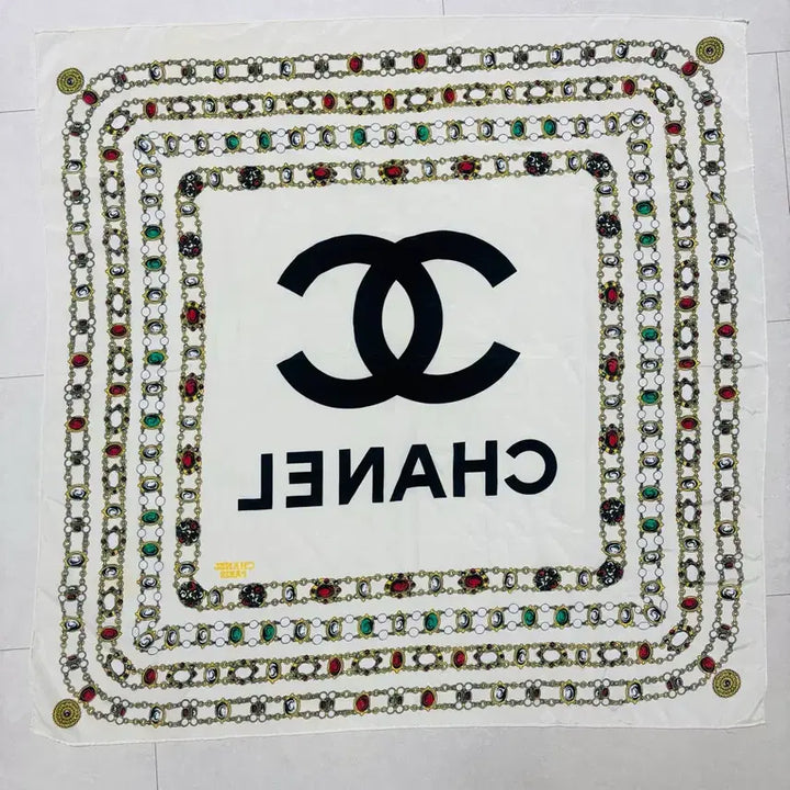 [BUNJANG] Chanel Chain Pattern Scarf / 샤넬 스카프 체인 패턴 아이보리