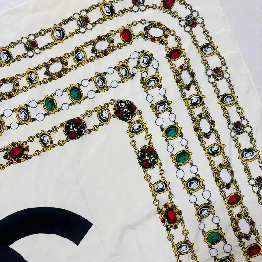 [BUNJANG] Chanel Chain Pattern Scarf / 샤넬 스카프 체인 패턴 아이보리