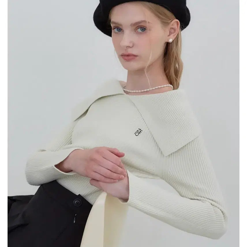 [BUNJANG] Zero Street Ivory Off-Shoulder Cape Sweater / 새상품 아이보리 제로스트릿 여성용 케이프 오프숄더 스웨터