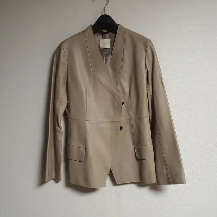 [BUNJANG] Mongttotto Beige Lambskin Jacket (S) / 몽또또 베이지 램스킨 자켓 S사이즈