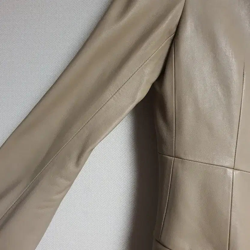 [BUNJANG] Mongttotto Beige Lambskin Jacket (S) / 몽또또 베이지 램스킨 자켓 S사이즈