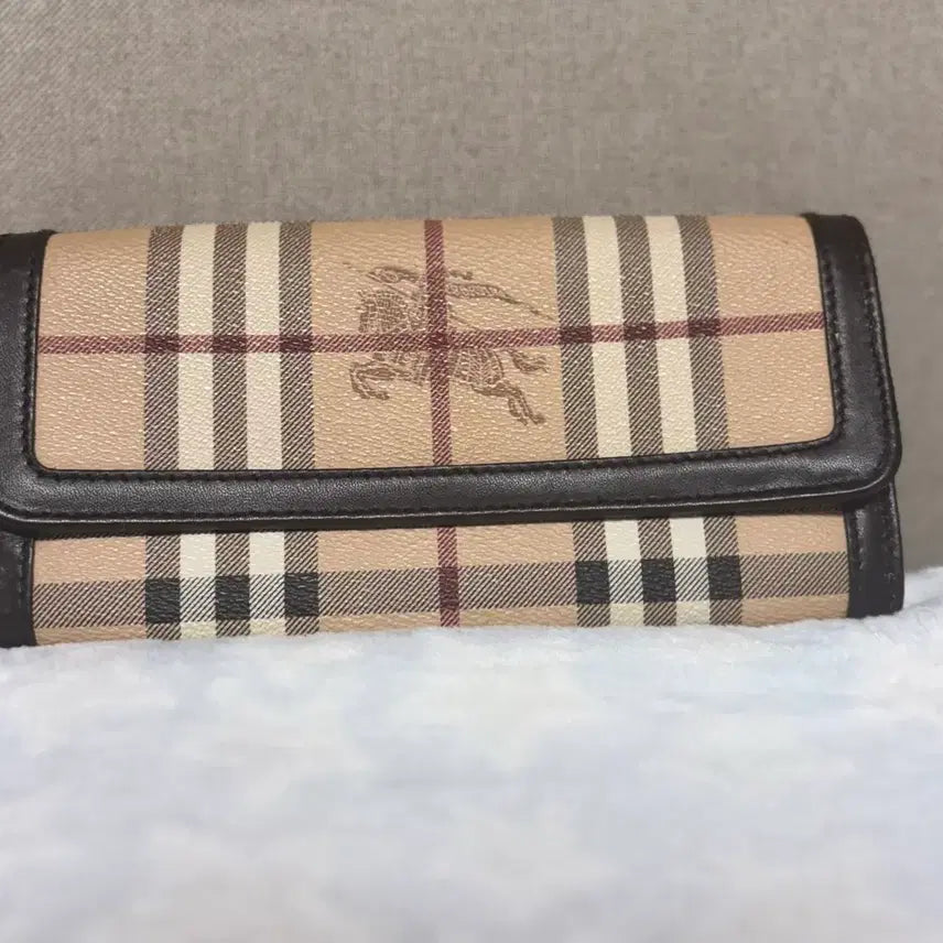 [BUNJANG] Burberry Haymarket Check Wallet (Unused) / 버버리 체크 헤이마켓 (이번주만 30만원)