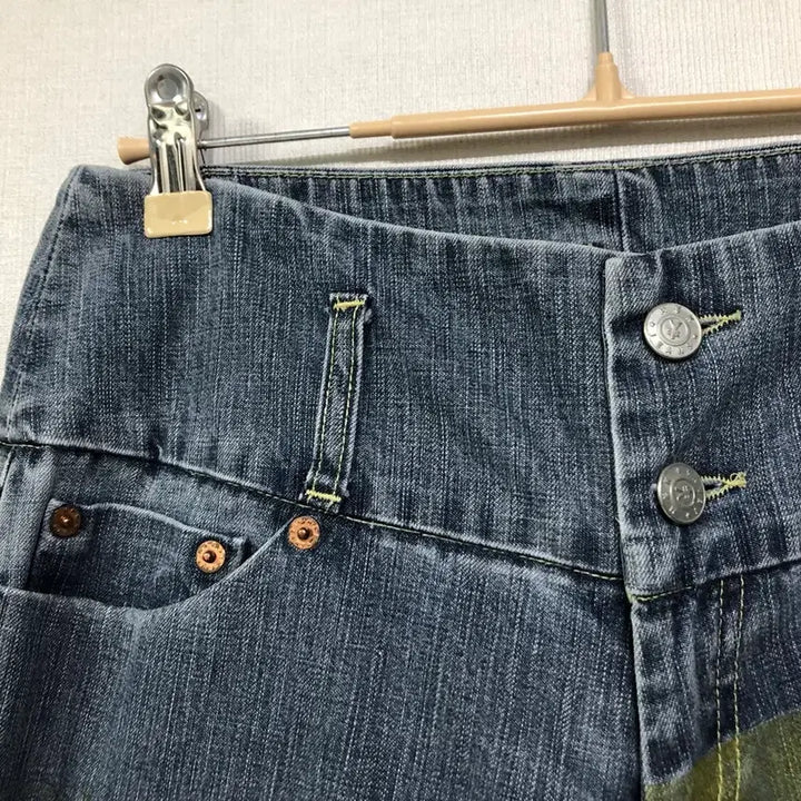 [SOLD OUT] (일본) 엔진즈 미치코코시노 여성 로우라이즈 와이드레그 프린팅 데님팬츠