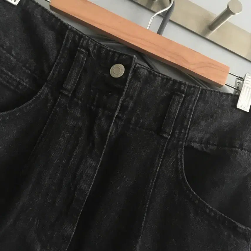 [BUNJANG] System Attitude Archive Black Denim Skirt / 23ss 시스템 애티튜드 아카이브 데님 흑청 스커트 호칭64-94사이즈