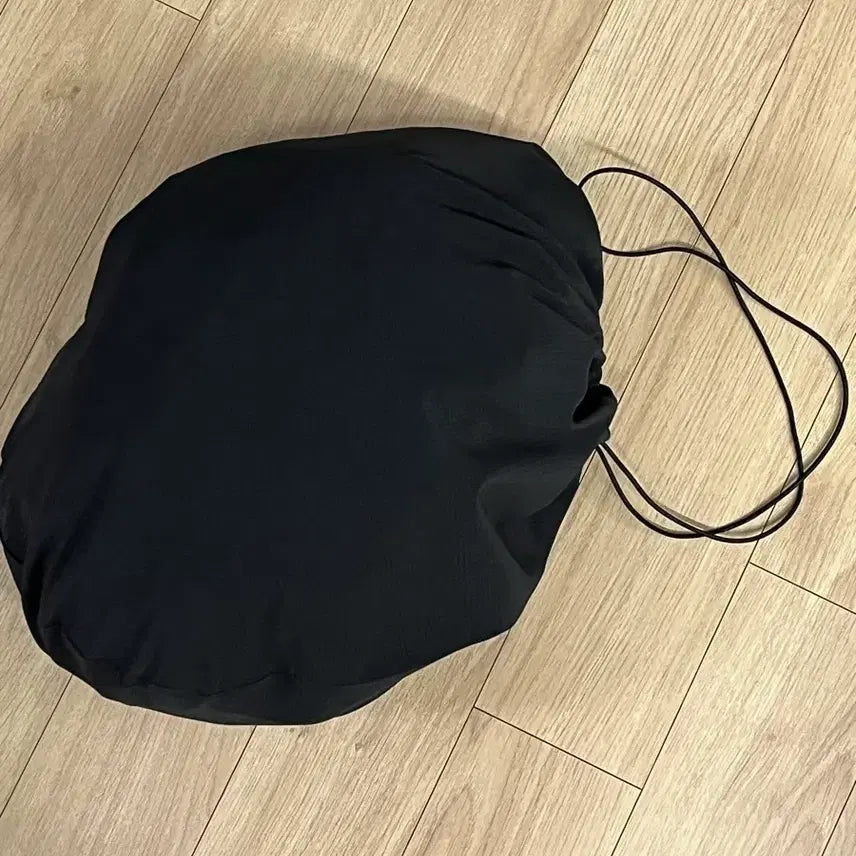 [SOLD OUT] EEA 블랙 자켓 ONE 사이즈 얼렁뚱땅상점