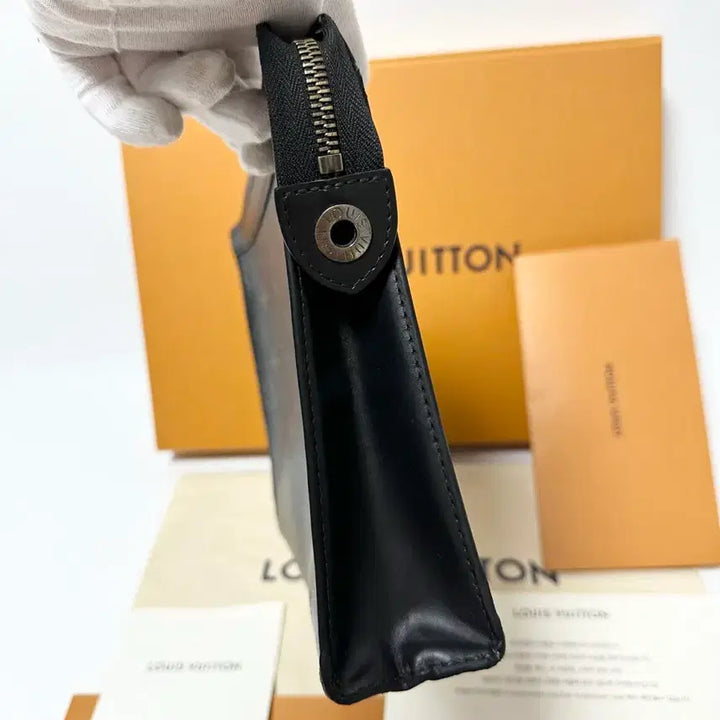 [BUNJANG] Louis Vuitton Eclipse Pochette Voyage Clutch / (정품)(풀구성)루이비통 이클립스 포쉐트 보야주 클러치