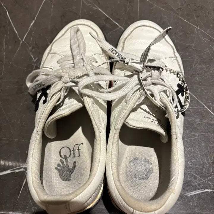 [BUNJANG] Off-White Sneakers (White, Size 41) / 오프화이트 스니커즈 화이트 41사이즈