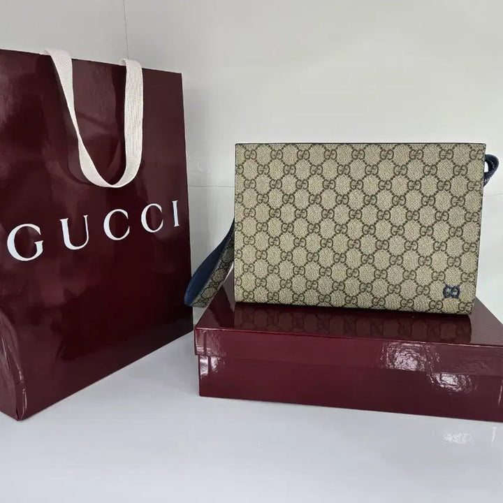 [BUNJANG] Gucci GG Bi-Color Clutch Bag / [OS]구찌 가방 클러치백 바이컬러 GG