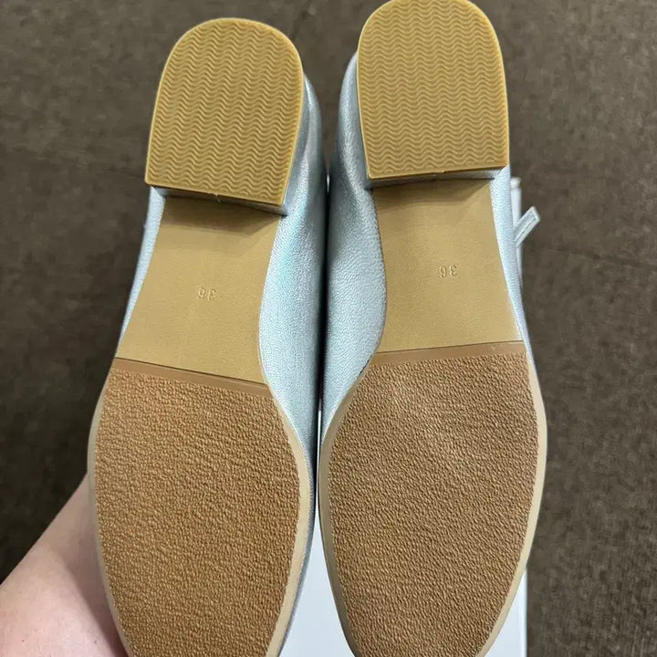 [BUNJANG] Nuth Sojan Mary Jane Flat Shoes Silver / 누트 소쟌 메리제인 실버