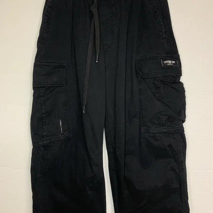 [BUNJANG] LifeWork Black Cargo Jogger Pants / 라이프워크 블랙 카고 조거팬