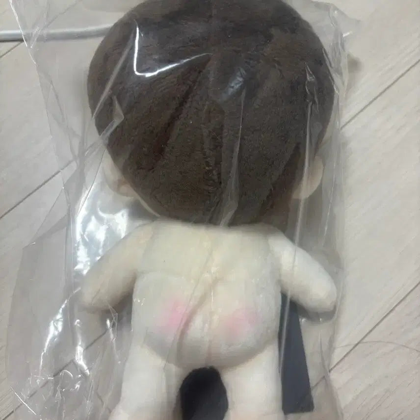 [BUNJANG] BTOB Eunkwang 20cm Doll / BTOB 서은광 20cm 솜인형 회사원투비
