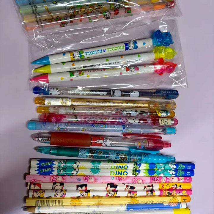 [BUNJANG] Classic Stationery Tobogi Ballpoint Pen Bundle Set / 고전문구 떠버기 발렌 마시마로 슬리핑코 도코데모잇쇼 샤프 볼펜 일괄