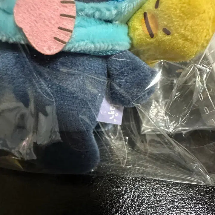 [BUNJANG] RIIZE Wonbin Bonobono & Light Stick White Ring / 미개봉일괄)라이즈보노보노 토냥덕인형키링+원빈 응원봉화이트링
