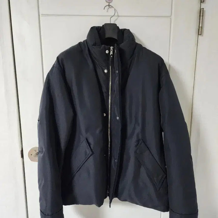 [BUNJANG] JILLSTUART New York Goose Down Oversized Crop Short Padded Jacket 22FW / 질스튜어트뉴욕 구스다운 [100] 오버사이즈 크롭 숏 다운 22fw 패딩