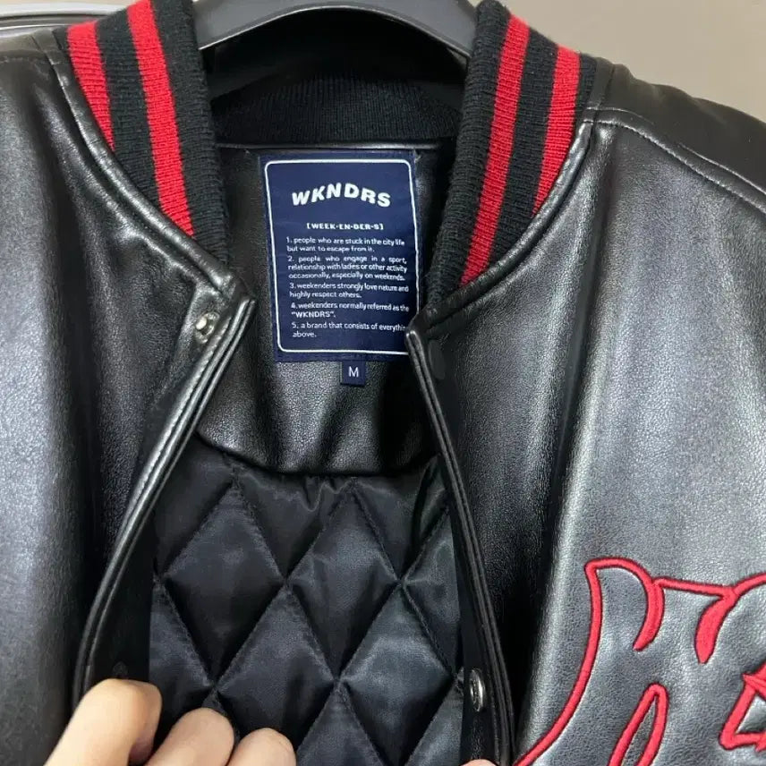 [BUNJANG] Weeekly Varsity Jacket (M Size) / 위캔더스 바시티 자켓 (m사이즈)