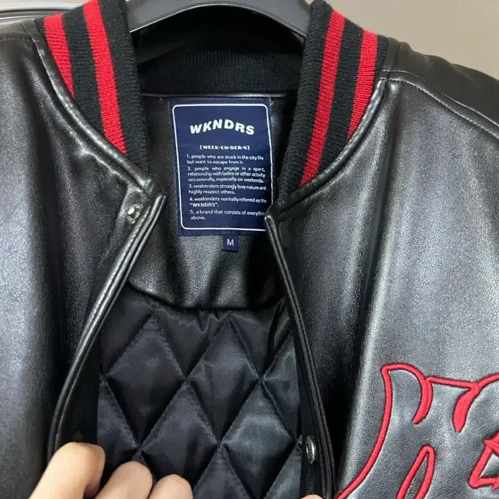 [BUNJANG] Weeekly Varsity Jacket (M Size) / 위캔더스 바시티 자켓 (m사이즈)