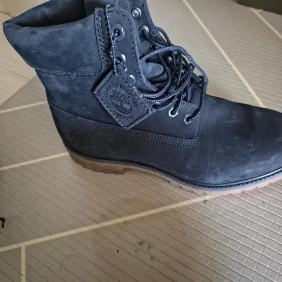 [BUNJANG] Timberland 6-Inch Premium Boots Navy 260 Sealed / 팀버랜드 6인치 프리미엄 부츠 네이비 260 새상품