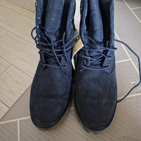 [BUNJANG] Timberland 6-Inch Premium Boots Navy 260 Sealed / 팀버랜드 6인치 프리미엄 부츠 네이비 260 새상품
