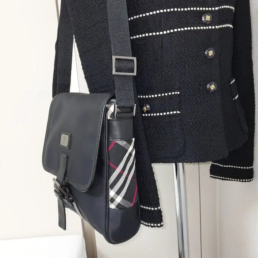 [BUNJANG] Burberry Black Label Nylon Shoulder Bag / [정품] 버버리 블랙라벨 나일론 숄더백 크로스백