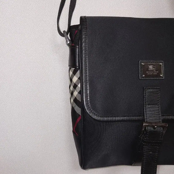 [BUNJANG] Burberry Black Label Nylon Shoulder Bag / [정품] 버버리 블랙라벨 나일론 숄더백 크로스백