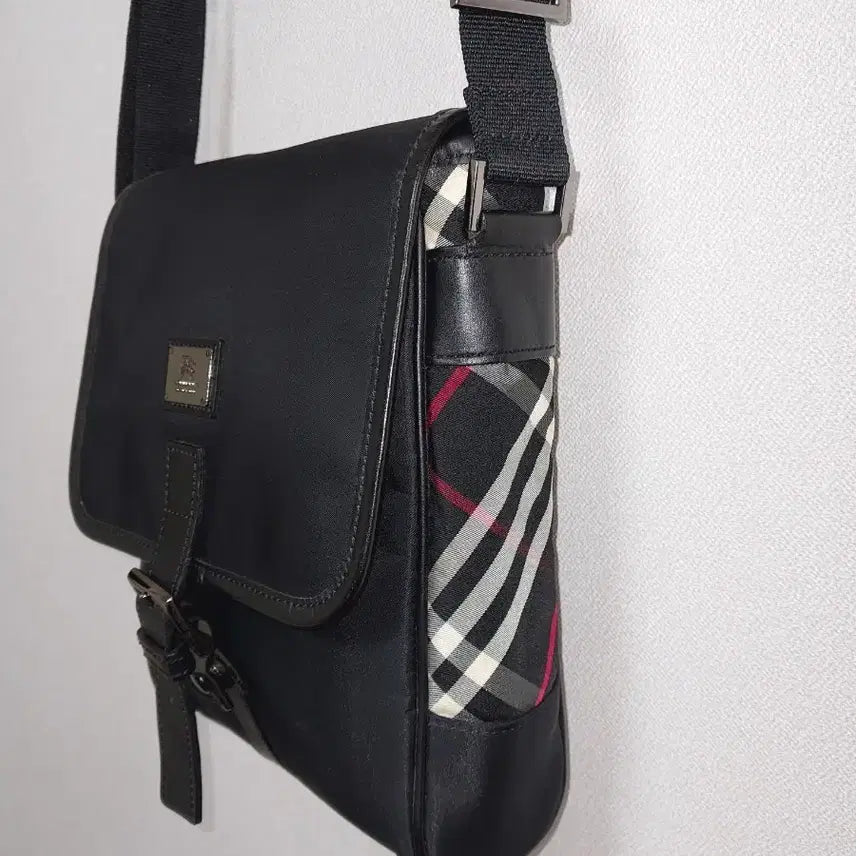 [BUNJANG] Burberry Black Label Nylon Shoulder Bag / [정품] 버버리 블랙라벨 나일론 숄더백 크로스백