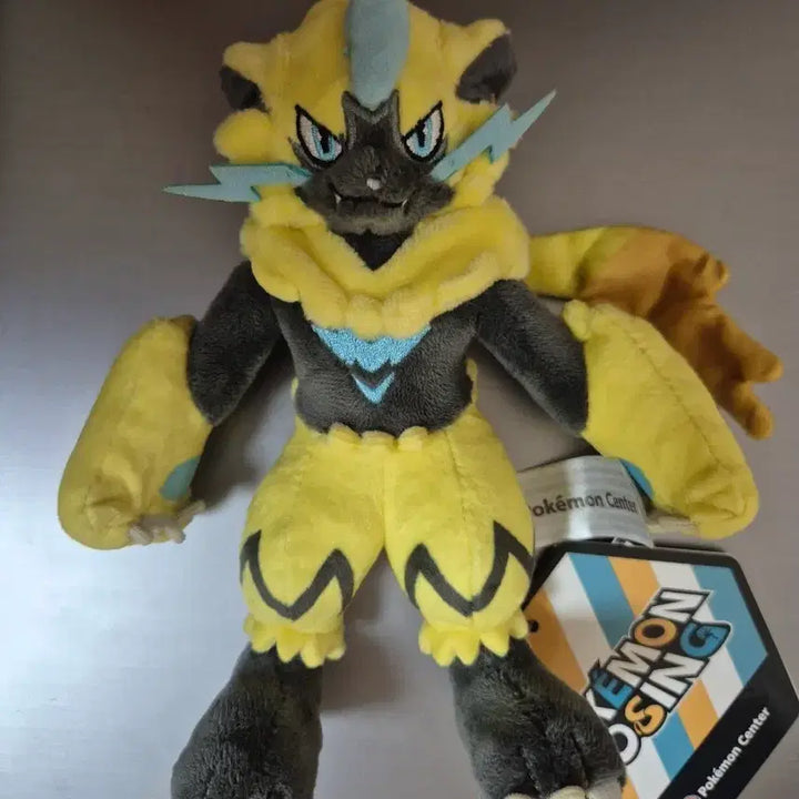 [BUNJANG] Pokemon Zeraora Poseable Plush Doll / 포켓몬스터 정품 제라오라 포징 인형(최종가)