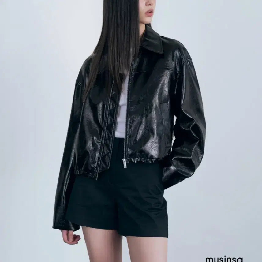[SOLD OUT] 무신사 우먼즈 페이턴트 신세틱 레더 싱글 재킷