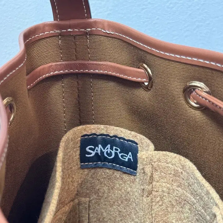 [BUNJANG] Celine Triomphe Bucket Bag / 셀린느 트리옹프 버킷백 + 더스트백