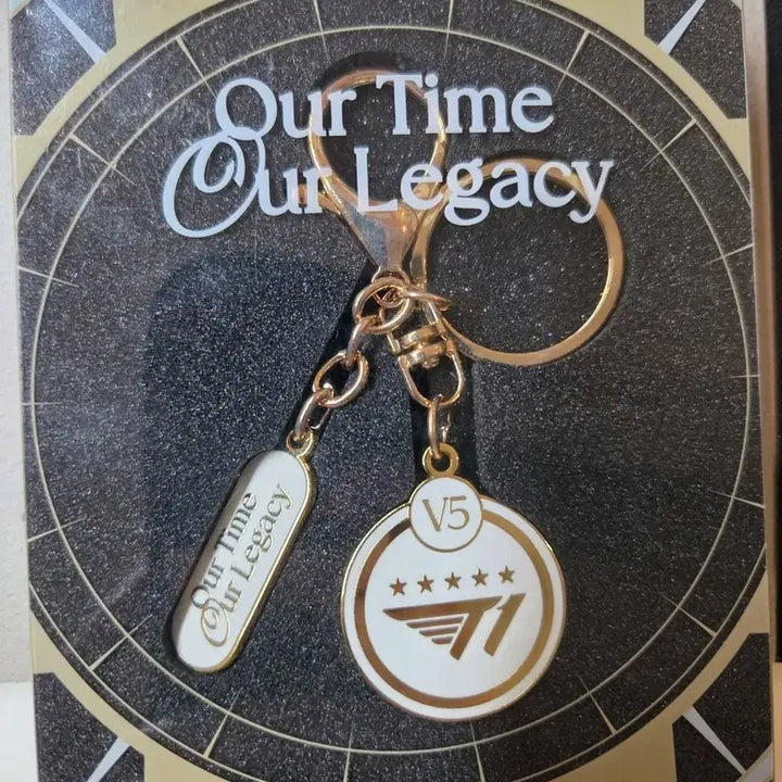 [BUNJANG] T1 Our Time Our Legacy Keyring / T1 월즈 우승 Our Time Our Legacy 키링